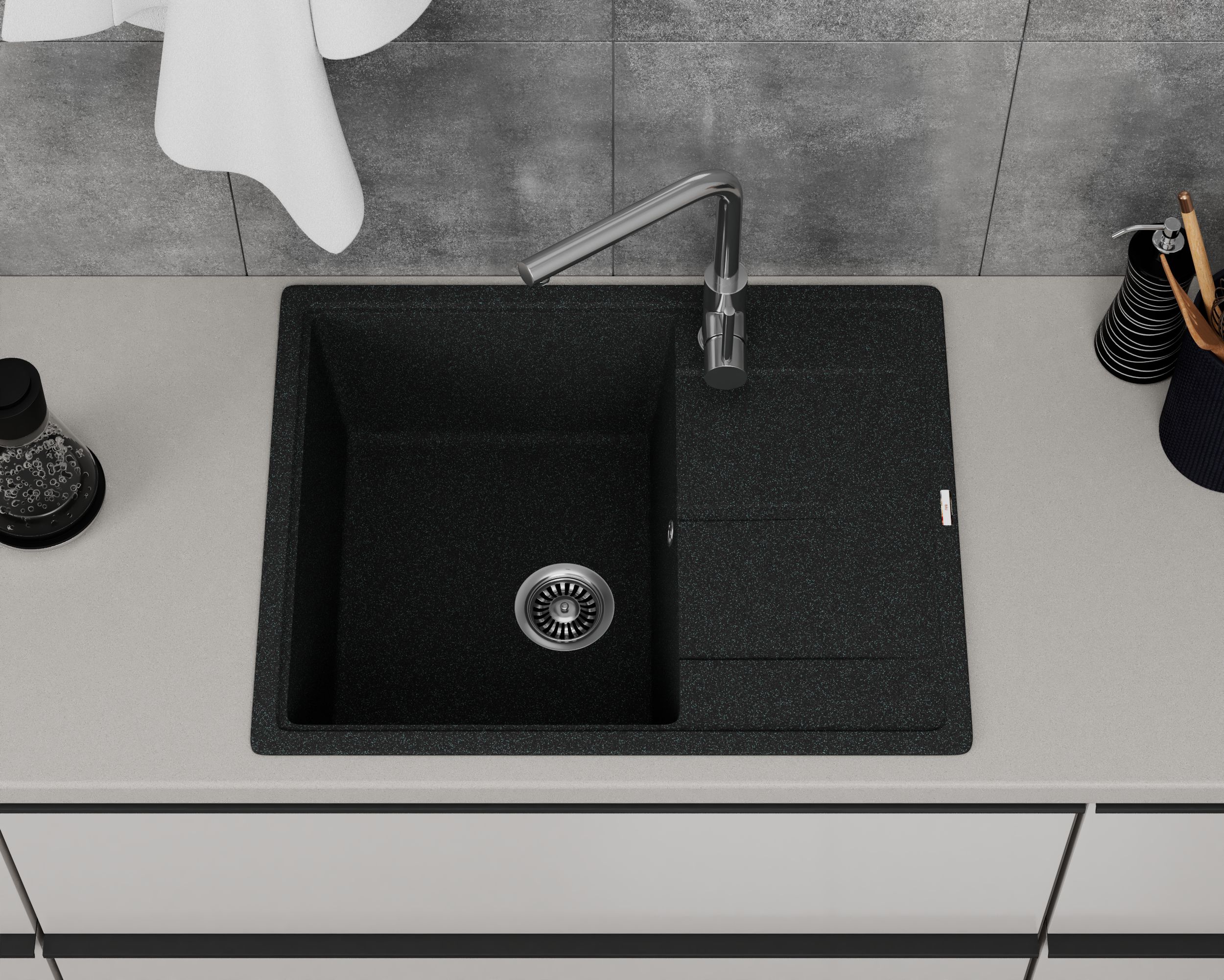 Мойка для кухни врезная кварцевая в комплекте с сифоном BAU Stil Black 65х51, черный