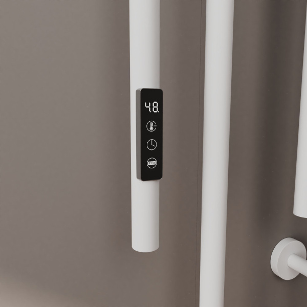 Полотенцесушитель дизайнерский электрический BAU Wall Clip White 150х30, белый матовый