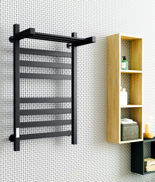 Полотенцесушитель электрический профильный с полкой Маргроид BAU В81/10 50х80, 2 вставки 4х4, черный матовый RAL 9005 с таймером слева