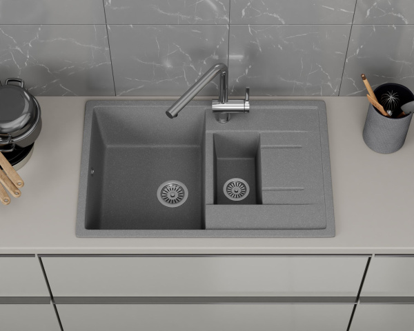 Мойка для кухни оборачиваемая, полуторная чаша с крылом BAU Stil Gray stone 77х50, выпуск с сифоном в комплекте, серый камень